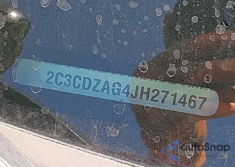 2018 Dodge Challenger Sxt z USA, uszkodzony, nr VIN 2C3CDZAG4JH271467